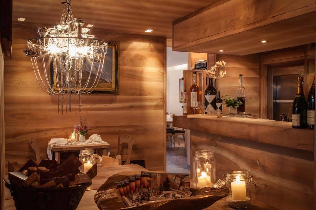 Restaurant - Hotel Sonnmatten Церматт Экстерьер фото